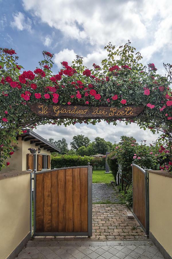 B&B Il Giardino Dei Poeti And Apartaments Lucca Exterior foto